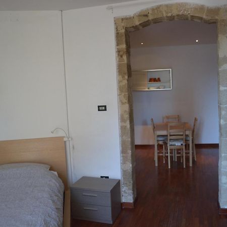 La Piu Bella In Old Town Apartman Bari Kültér fotó