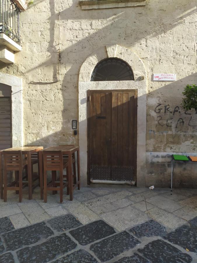 La Piu Bella In Old Town Apartman Bari Kültér fotó