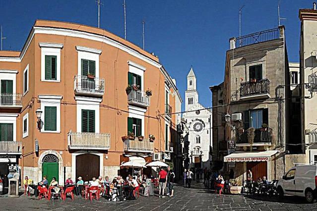 La Piu Bella In Old Town Apartman Bari Kültér fotó